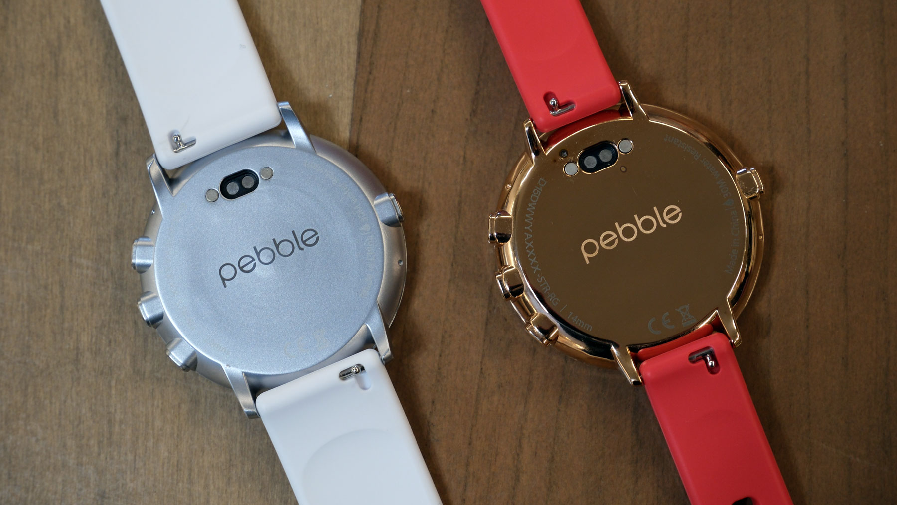 Image of the rear sides of the Pebble Round 2