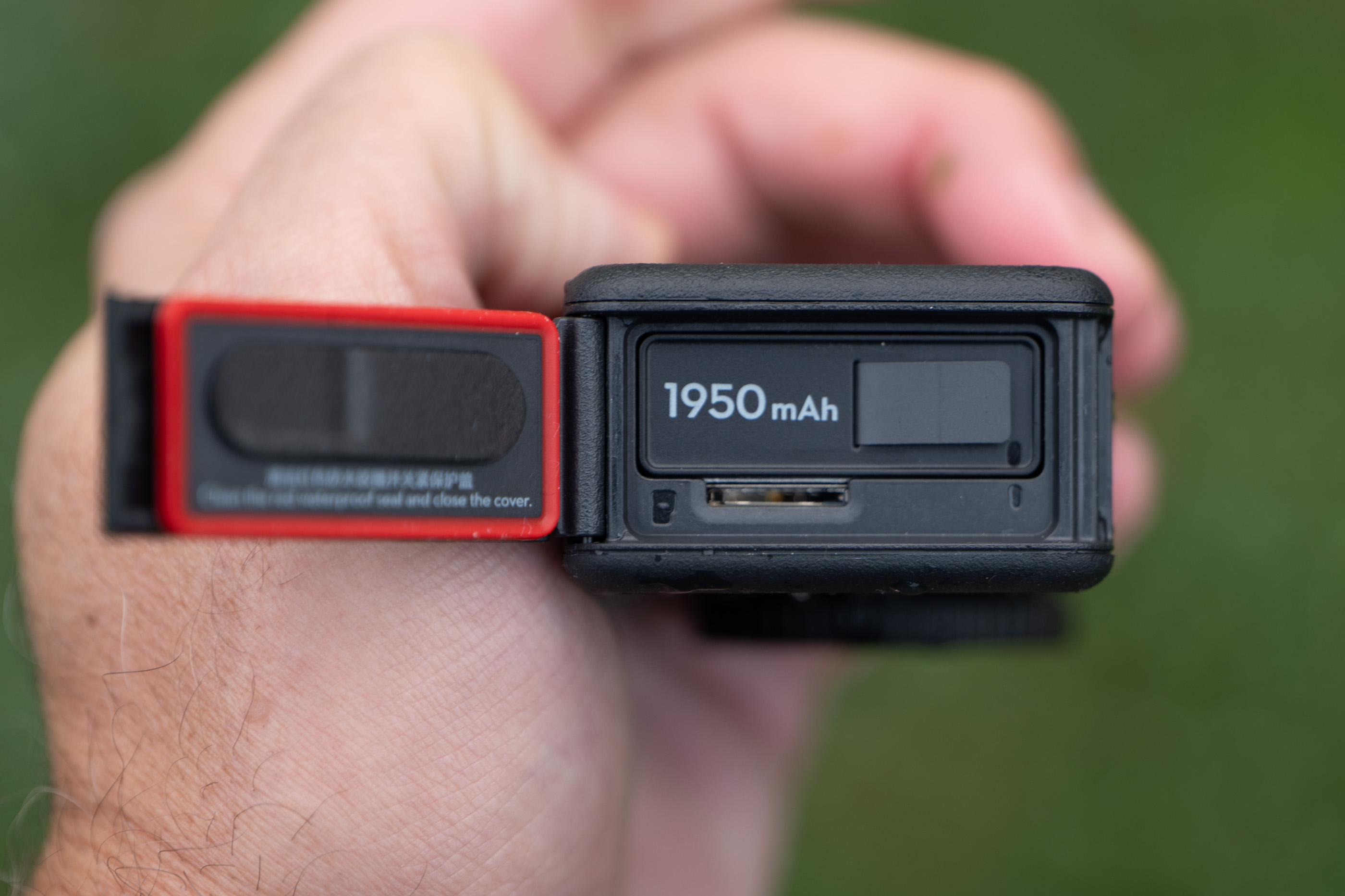 DJI's Osmo Action 6 is the first action cam with a variable aperture