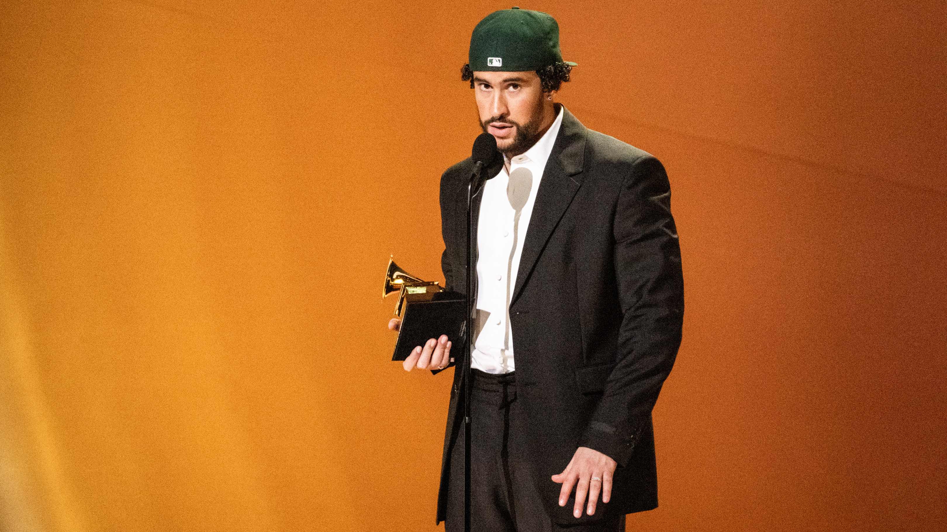 LOS ANGELES, CALIFORNIA - FEBRUARY 05: (FOR EDITORIAL USE ONLY) Bad Bunny accepts the Best Música Urbana Album for “Un Verano Sin Ti” during the 65th GRAMMY Awards at Crypto.com Arena on February 05, 2023 in Los Angeles, California. (Photo by Timothy Norris/FilmMagic)