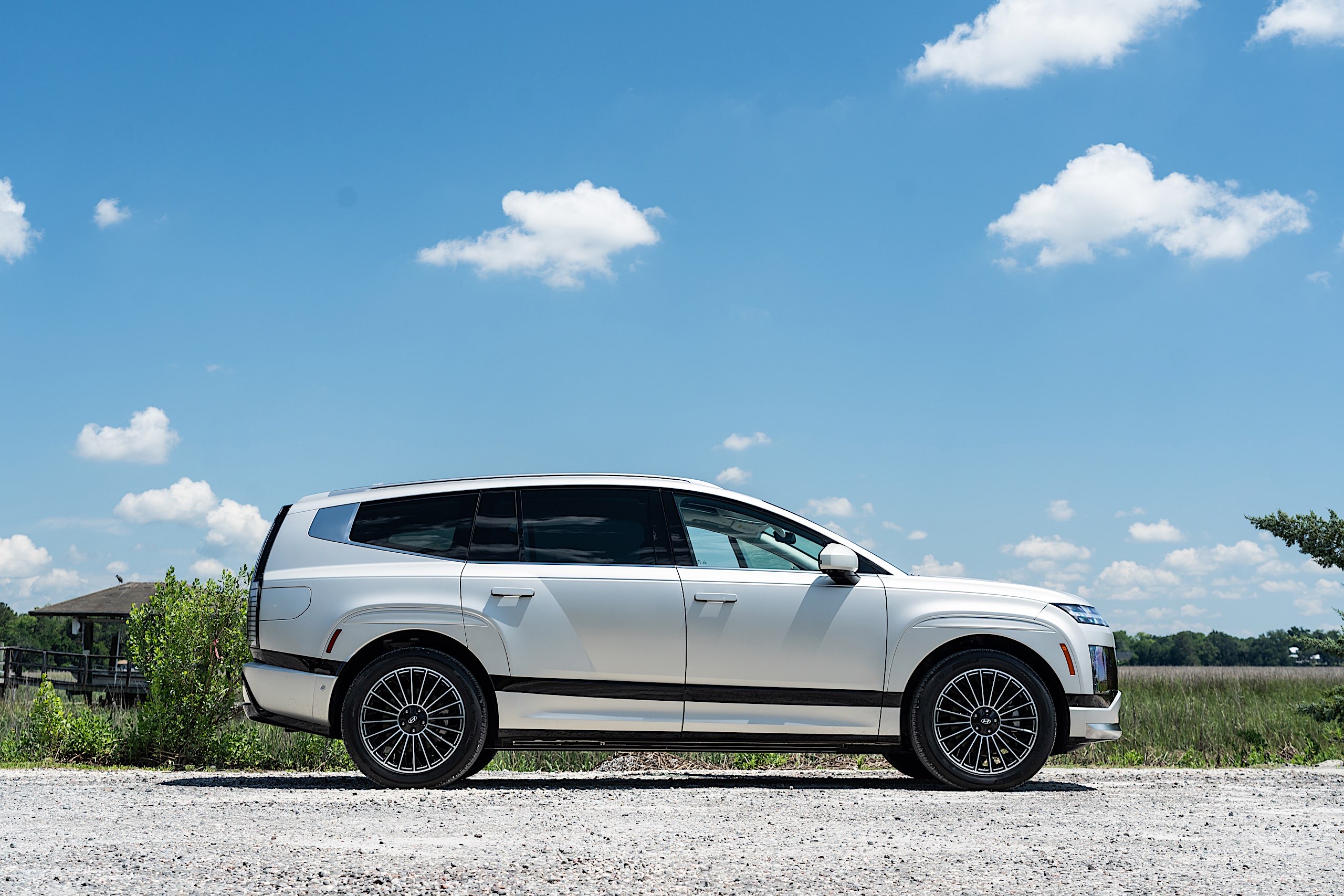 Hyundai's designers have done a stellar job of giving its new biggest baby a very compelling shape.
