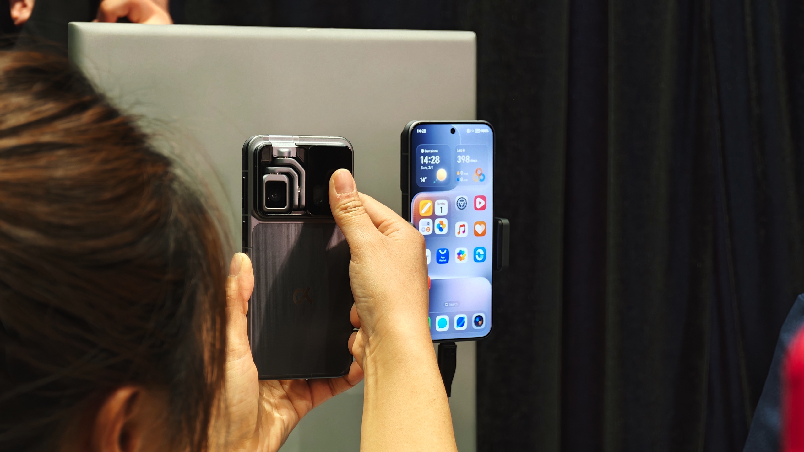 Honor Robot Phone at MWC 2026