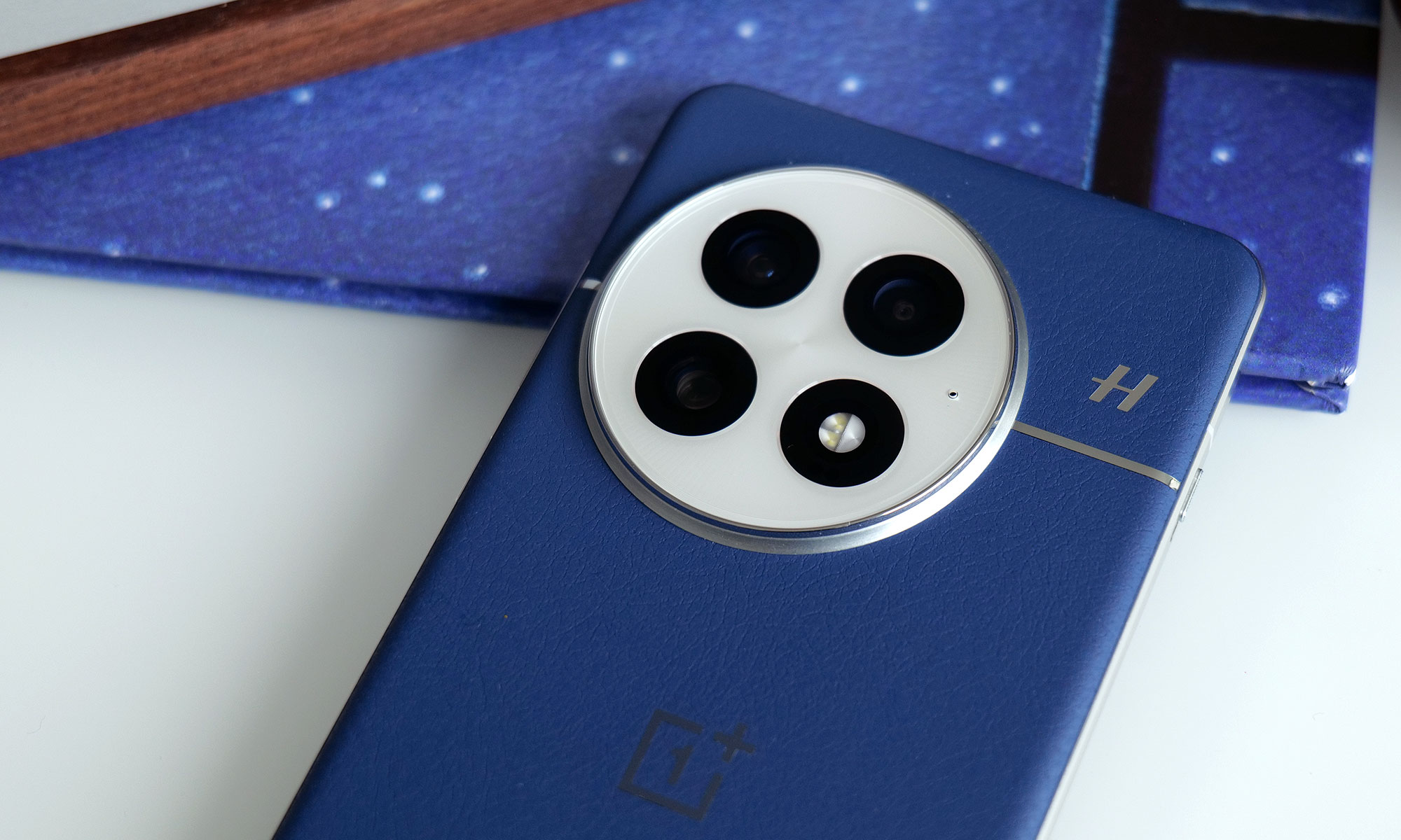 The OnePlus 13 features three 50-megapixel sensors for its main, ultra-wide and 3x telephoto cameras. 