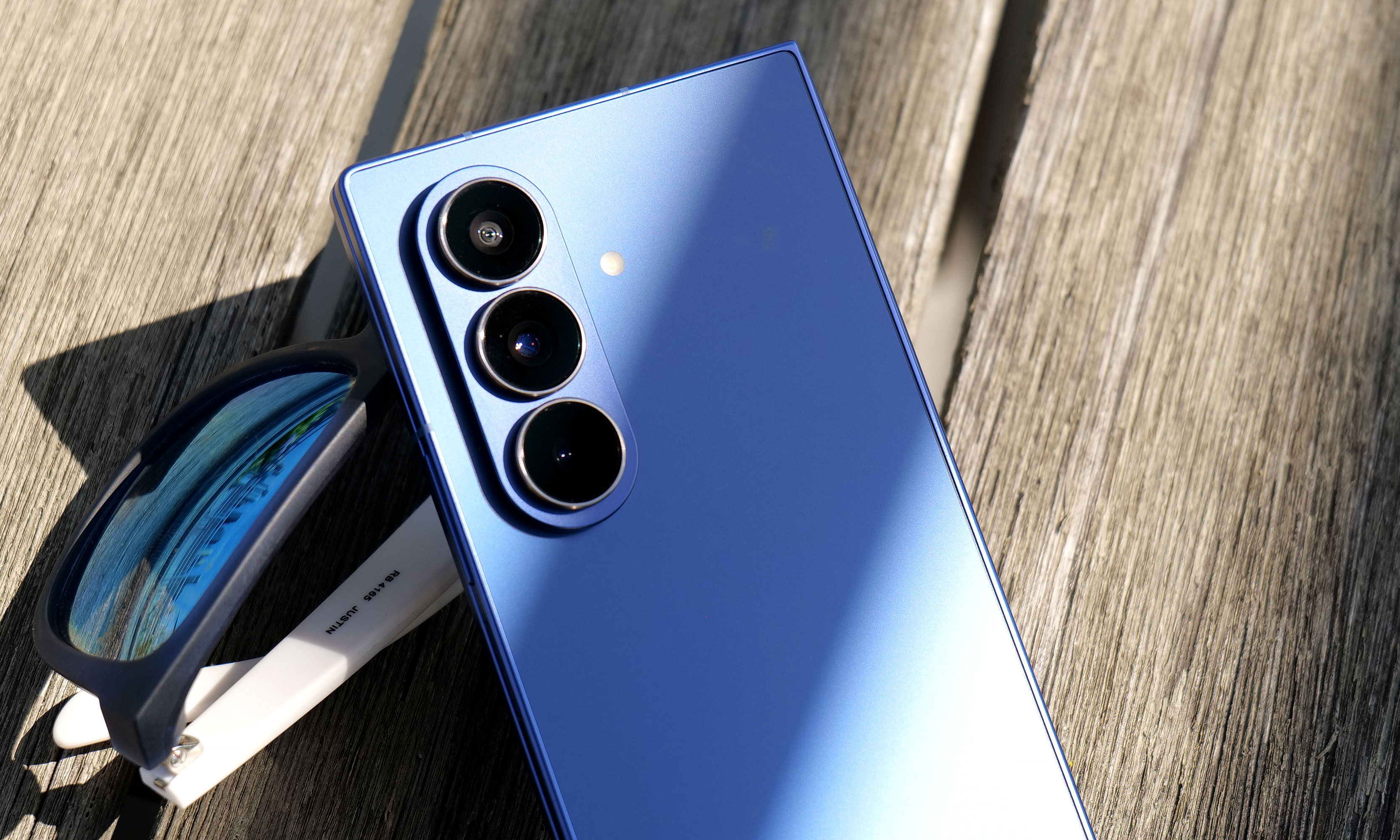 The biggest upgrade to the Samsung Galaxy Z Fold 7's photography is a new 200MP sensor for its primary camera. 
