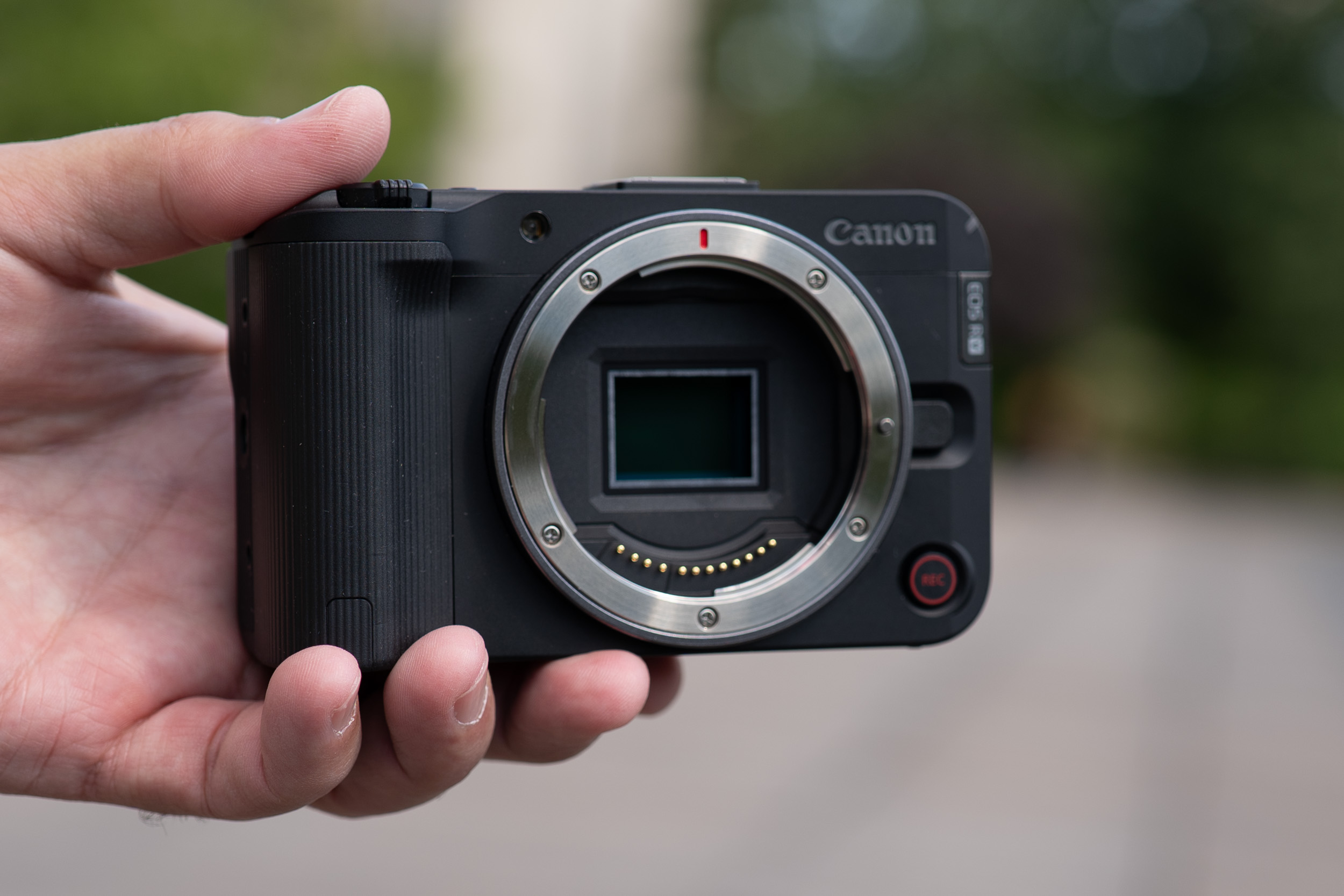 With a 24-megapixel APS-C sensor, the R50 V squares off against Sony's ZV-E10 II