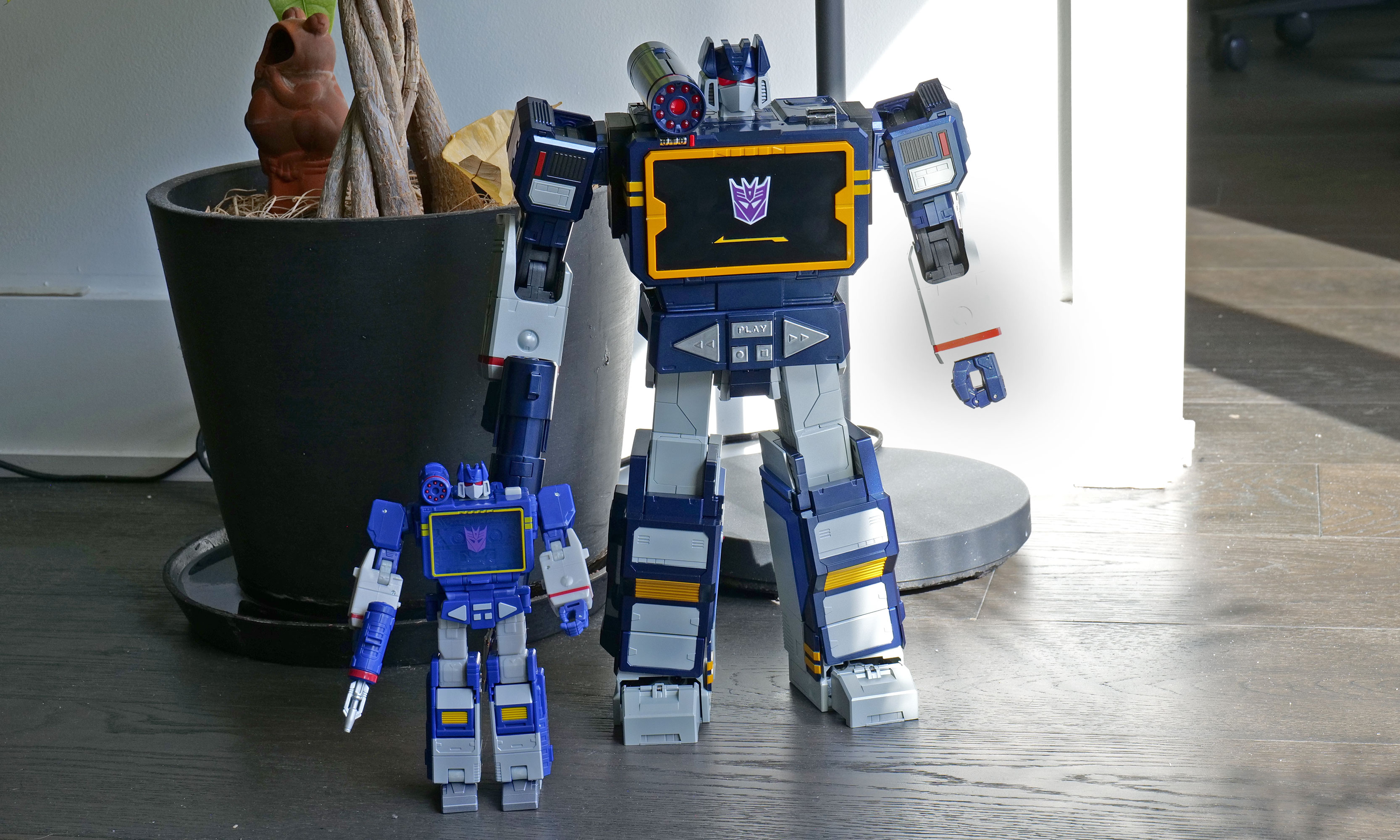 soundwave-size-comp_7585.jpg