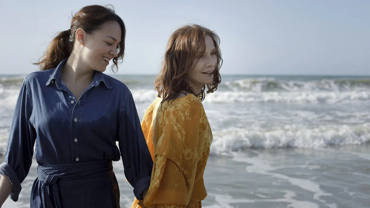 Sandrine Pinna and Isabelle Huppert in Luz