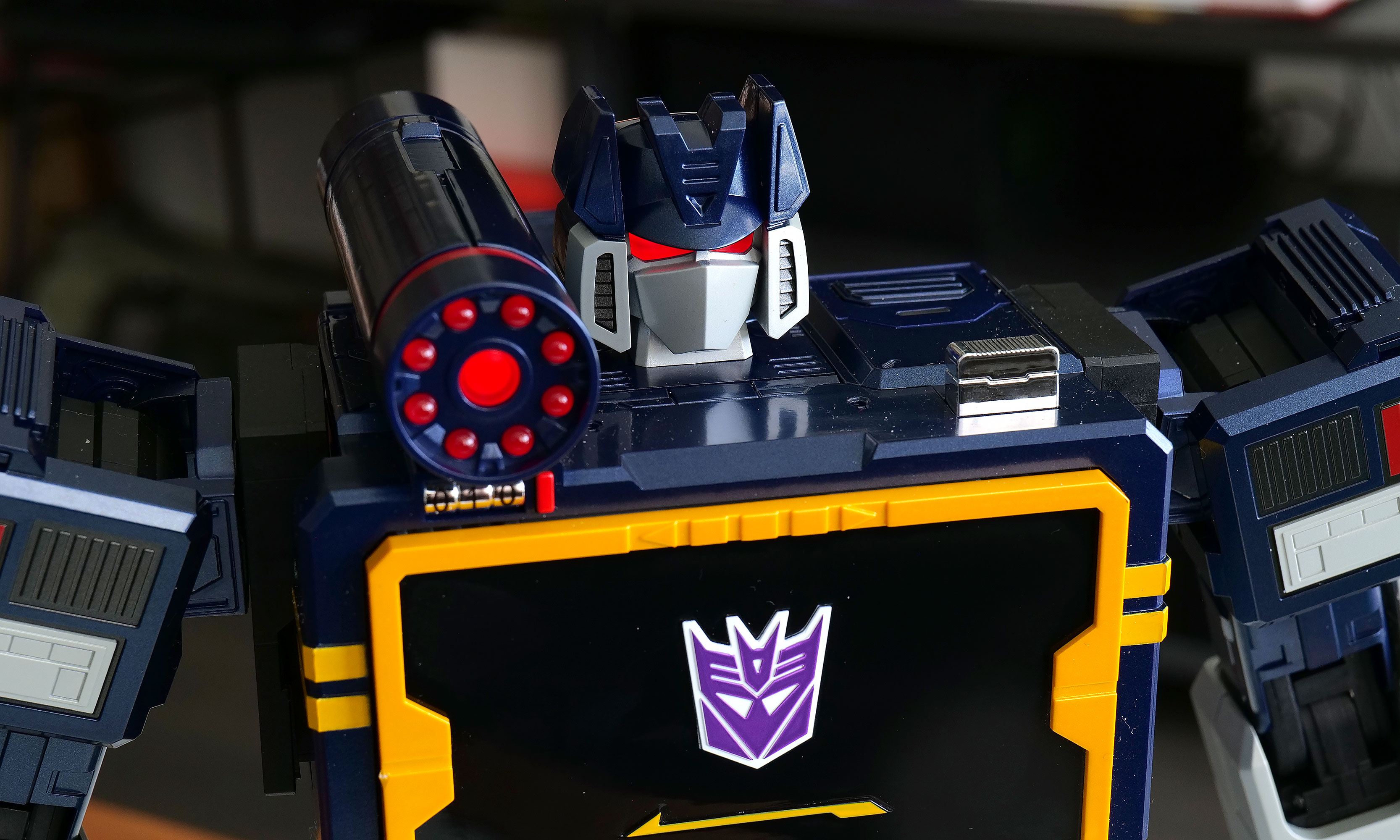 soundwave-head_2920.jpg