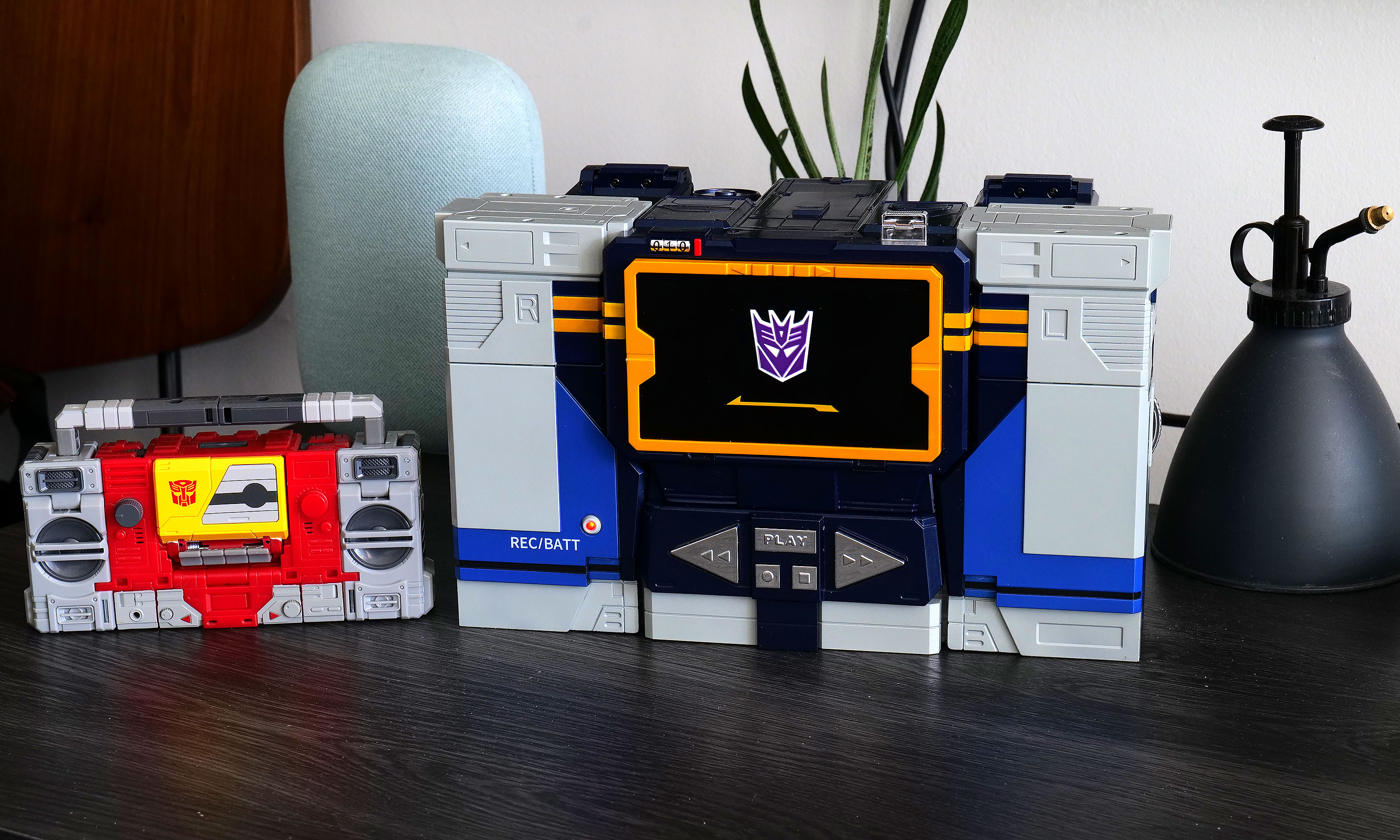 soundwave-boombox_0916.jpg