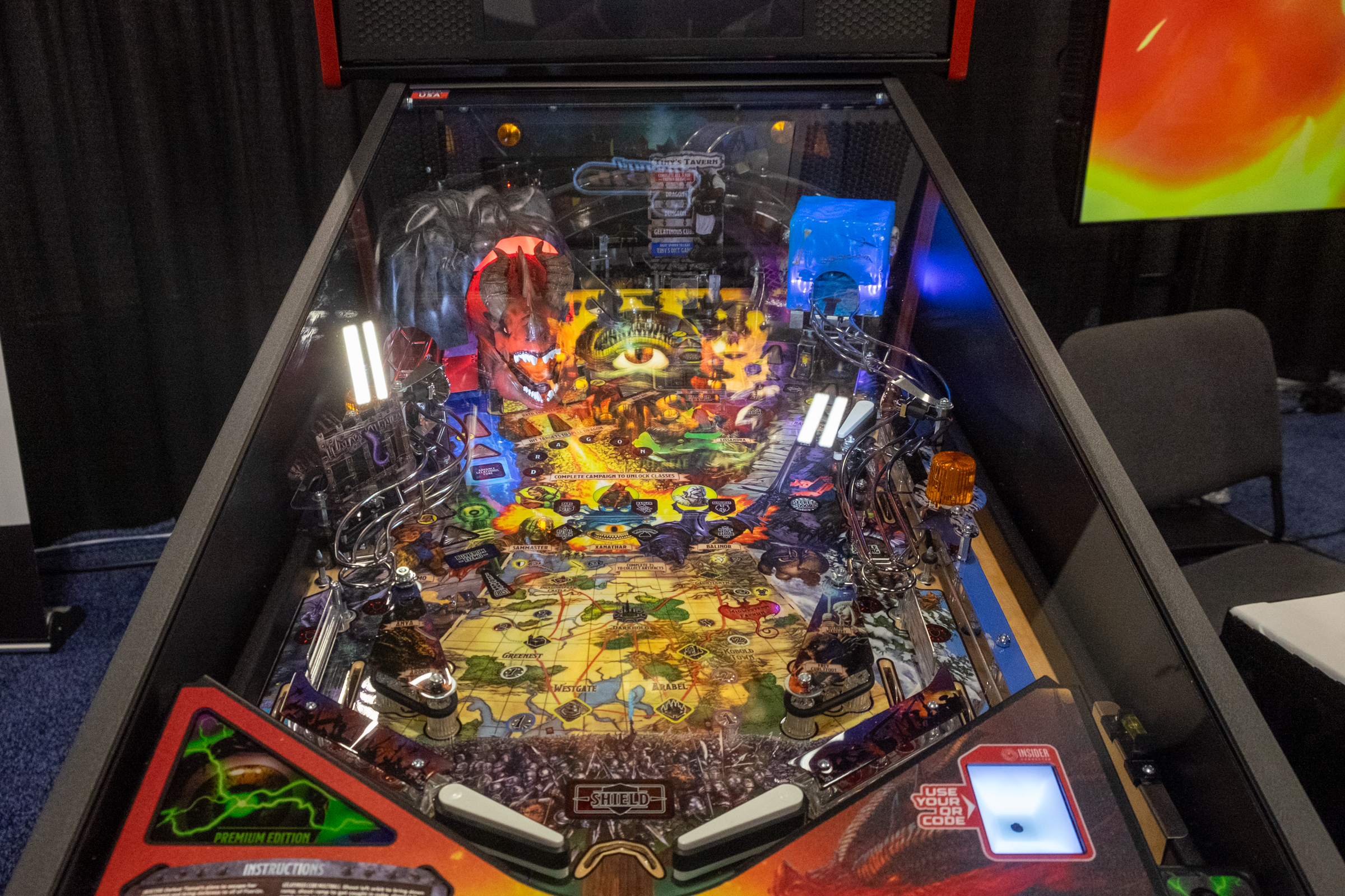 Dungeons & Dragons: The Tyrant's Eye pinball by Stern