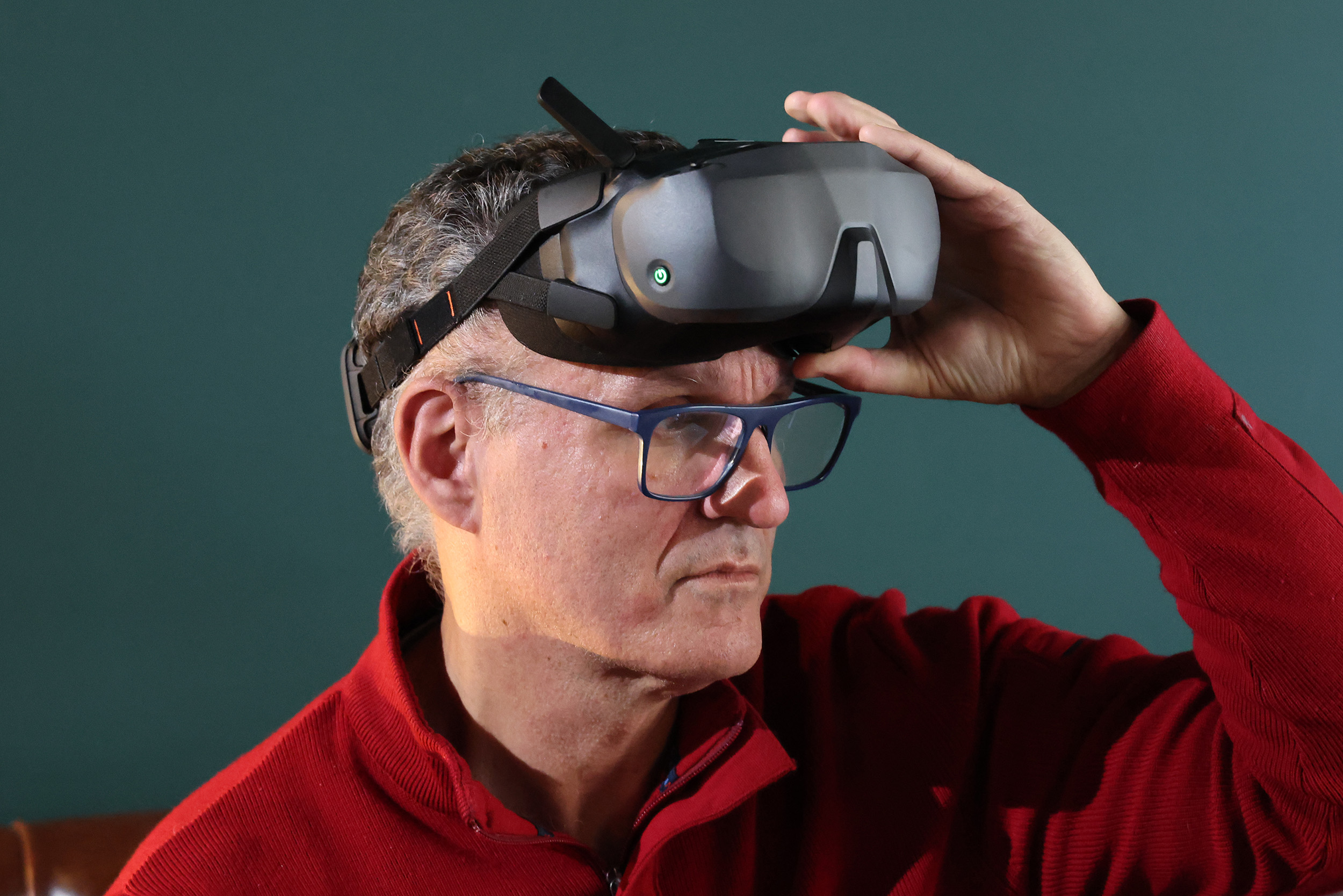 DJI's Goggles N3 for FPV drones improve comfort and allow eyeglasses