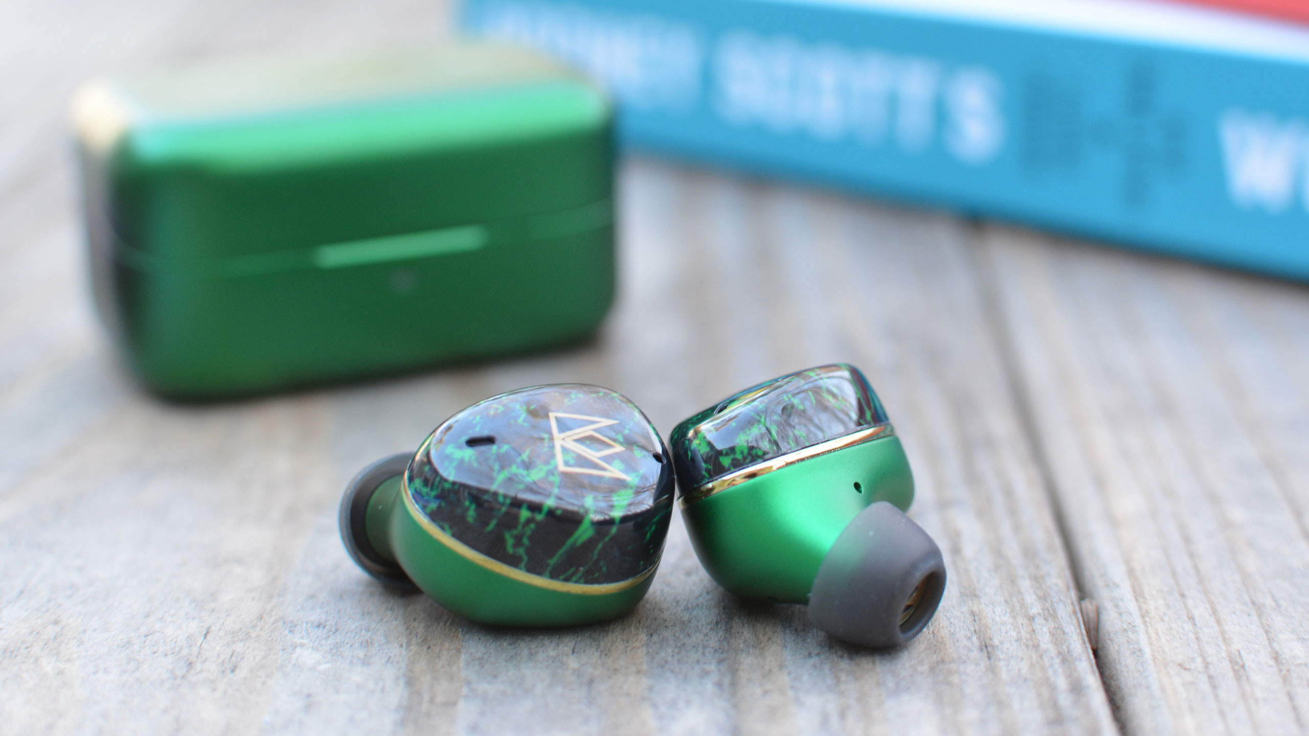 If you can handle the green and gold, there's incredible sound inside the FoKus Rex5. 