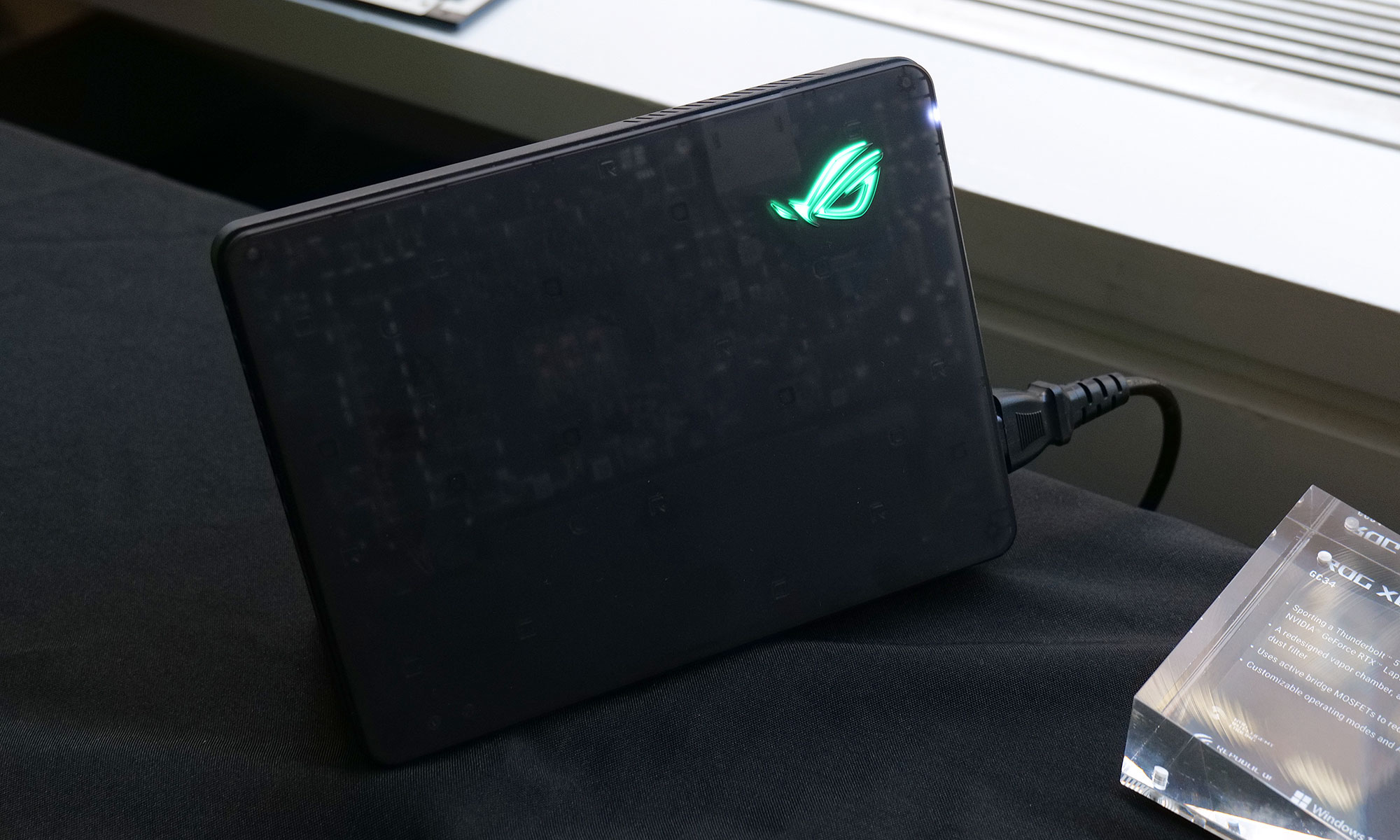 ASUS' refresh XG Mobile graphics dock now supports up to an NVIDIA RTX 5090 GPU and Thunderbolt 5. 