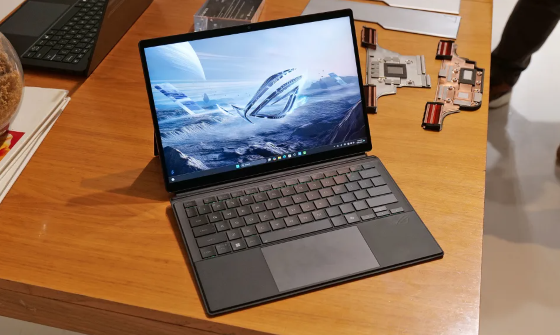 A laptop.