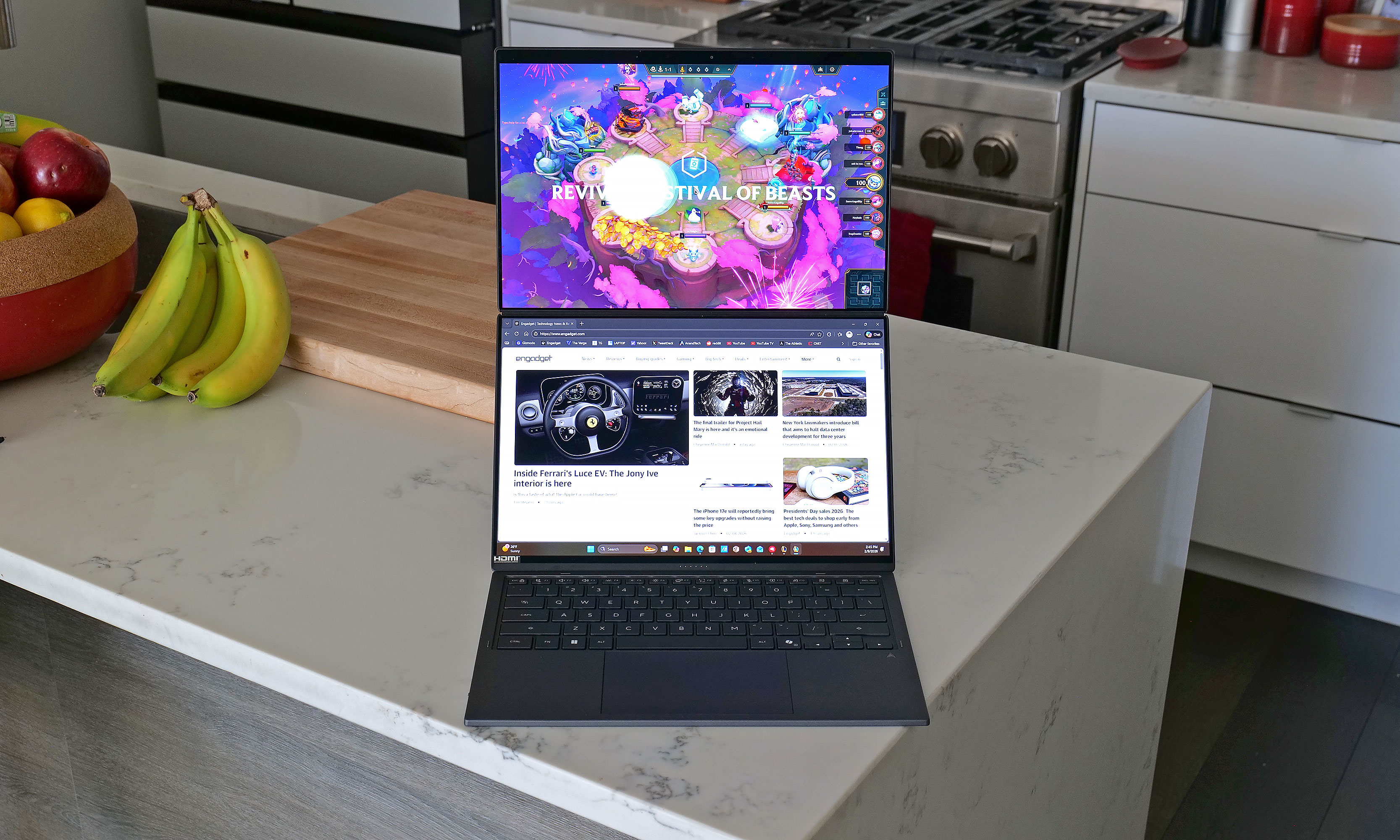 As someone who loves a desktop with dual monitors, I can't overstate how nice it is to have similar built-in functionality on a laptop. 