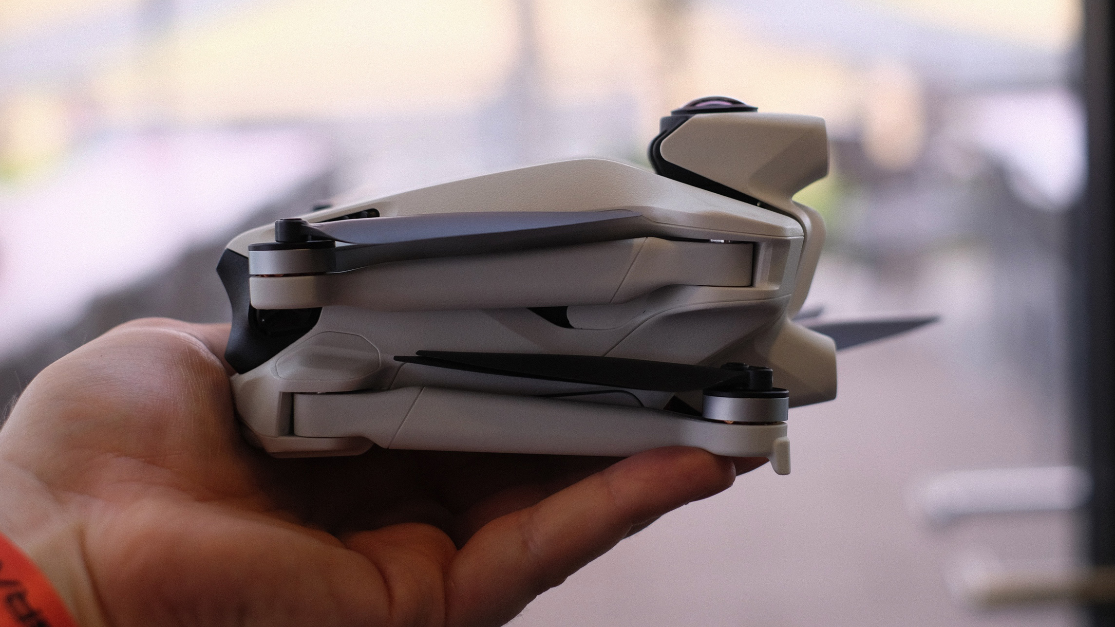 Antigravity A1 drone hands-on