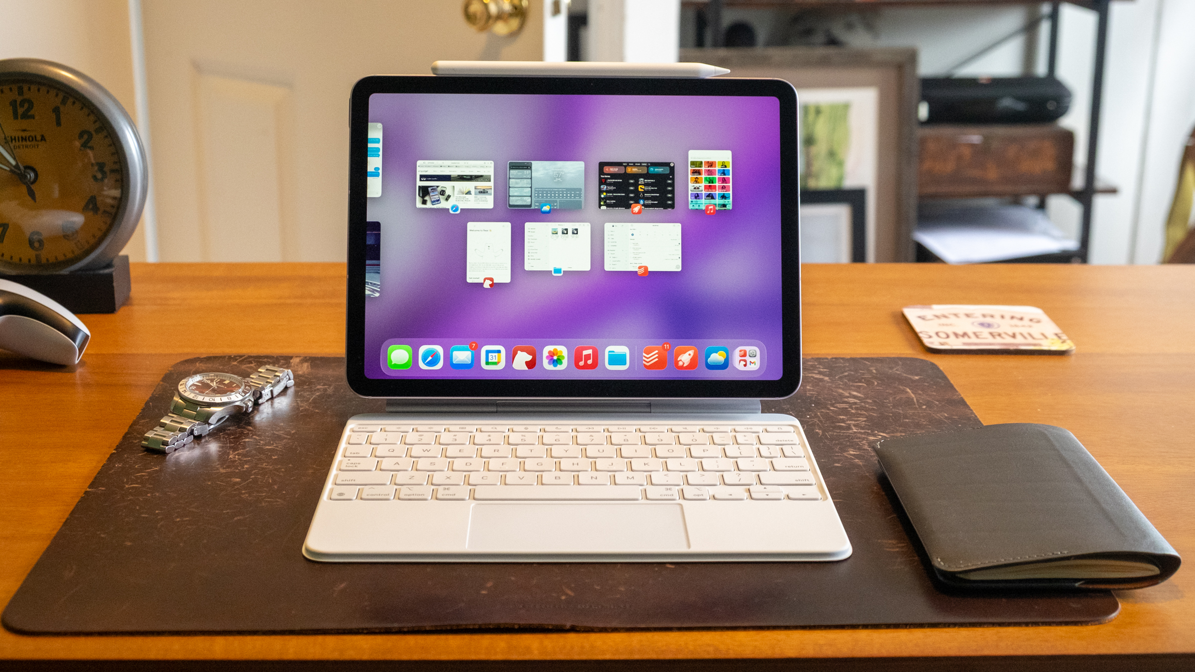 Apple's iPad Air M4 and Magic Keyboard.