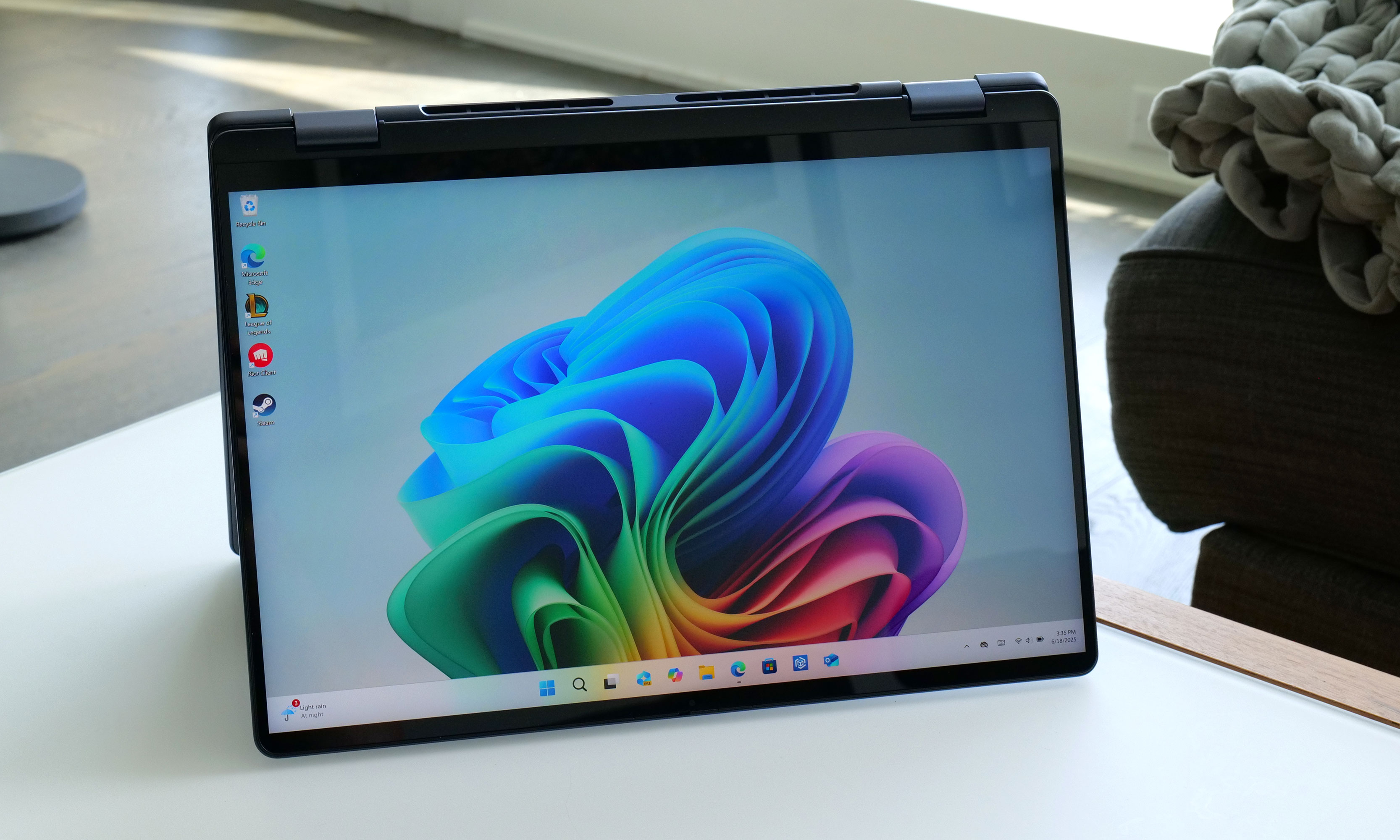 Thanks to its 360-degree hinges, the Dell 16 Plus 2-in-1 can transform in tablet and tent modes. 