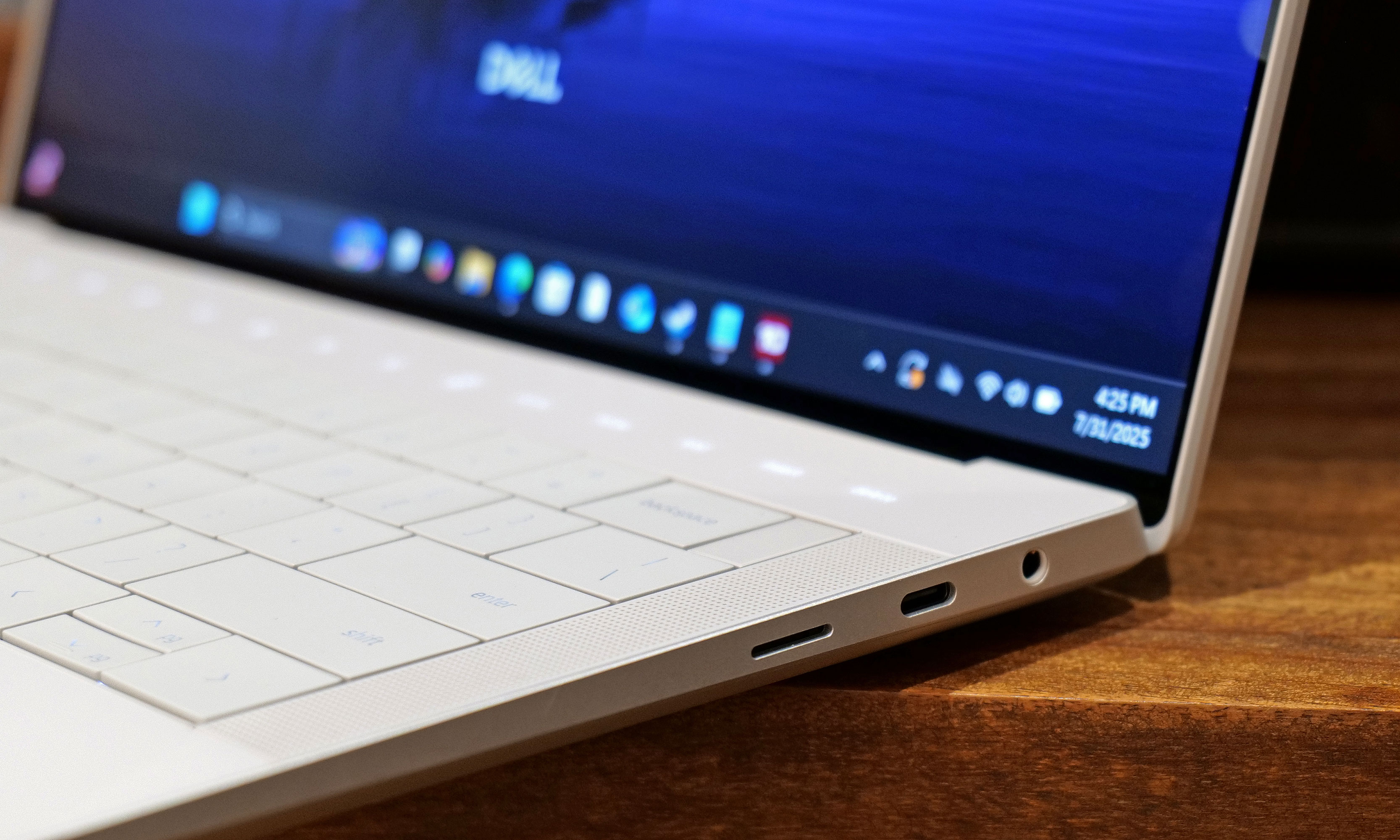 Unlike the Dell's smaller XPS 13 (which isn't getting an update for 2025), the 14 Premium features both a 3.5mm audio jack and a microSD card slot. 